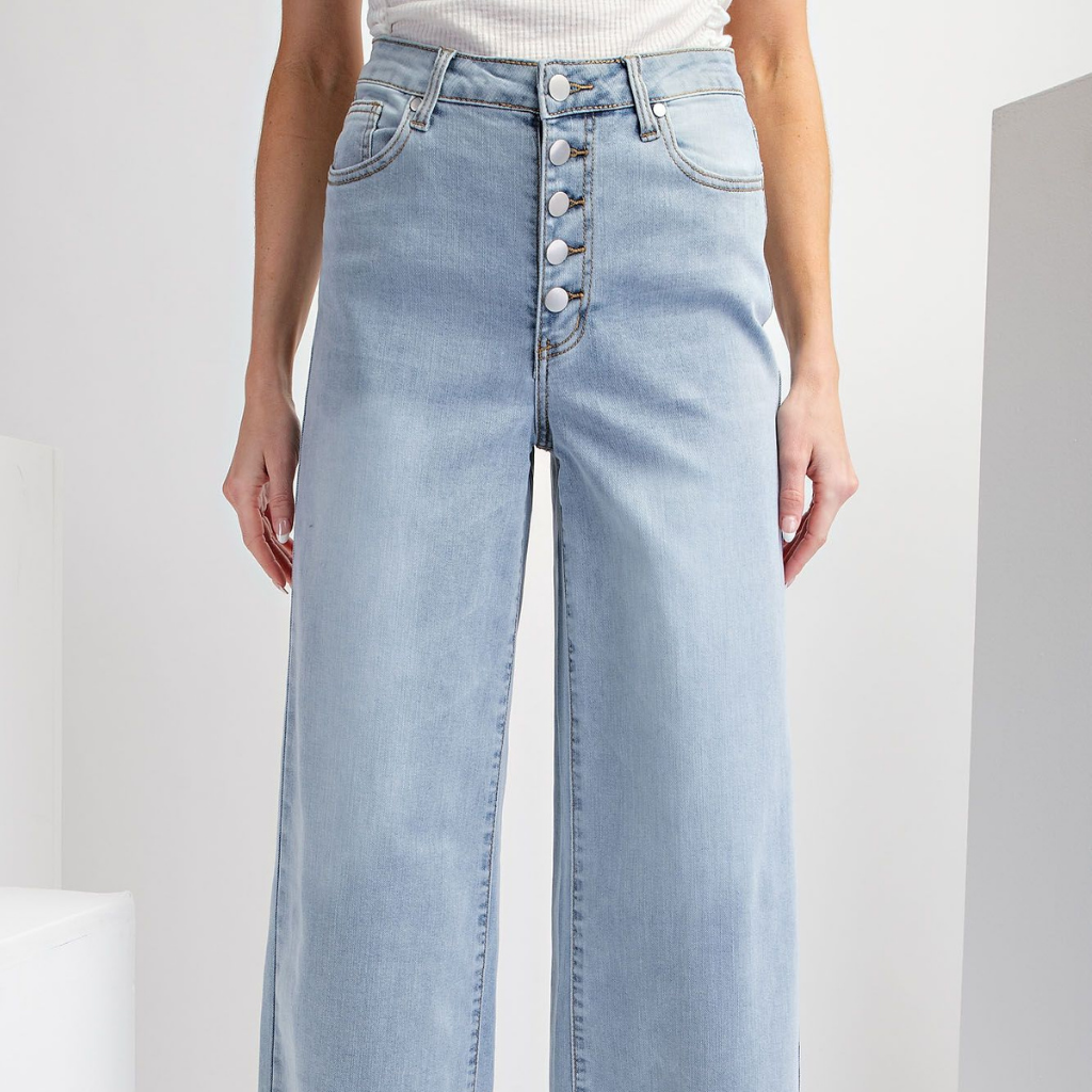 the bella cropped jeans in lt. denim