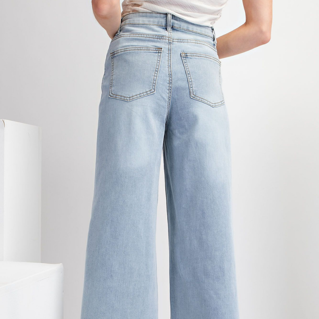 the bella cropped jeans in lt. denim