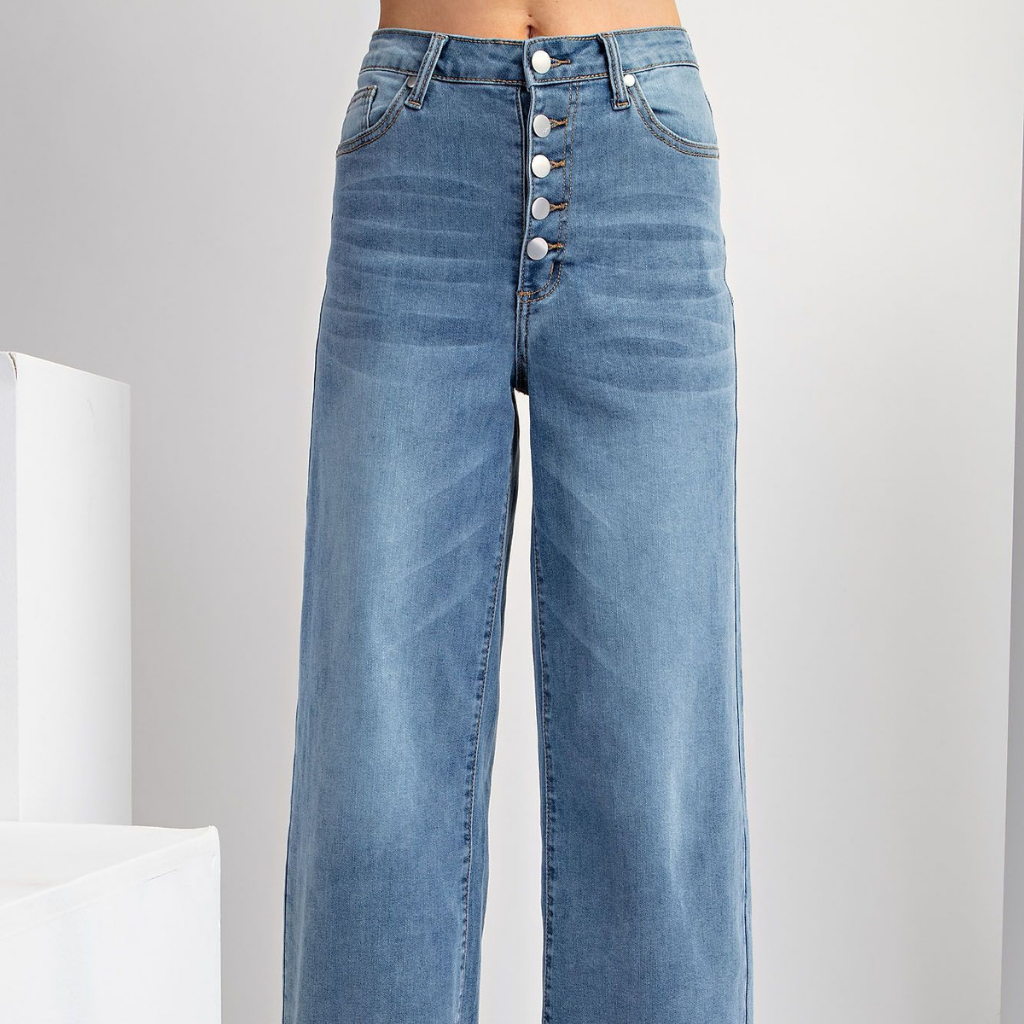 the bella cropped jeans in dk. denim