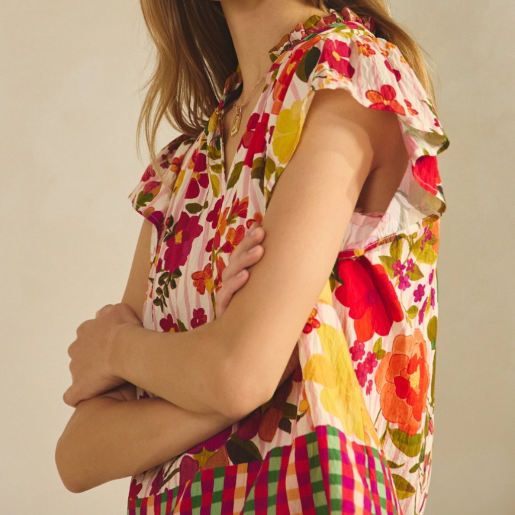 the cora top in red