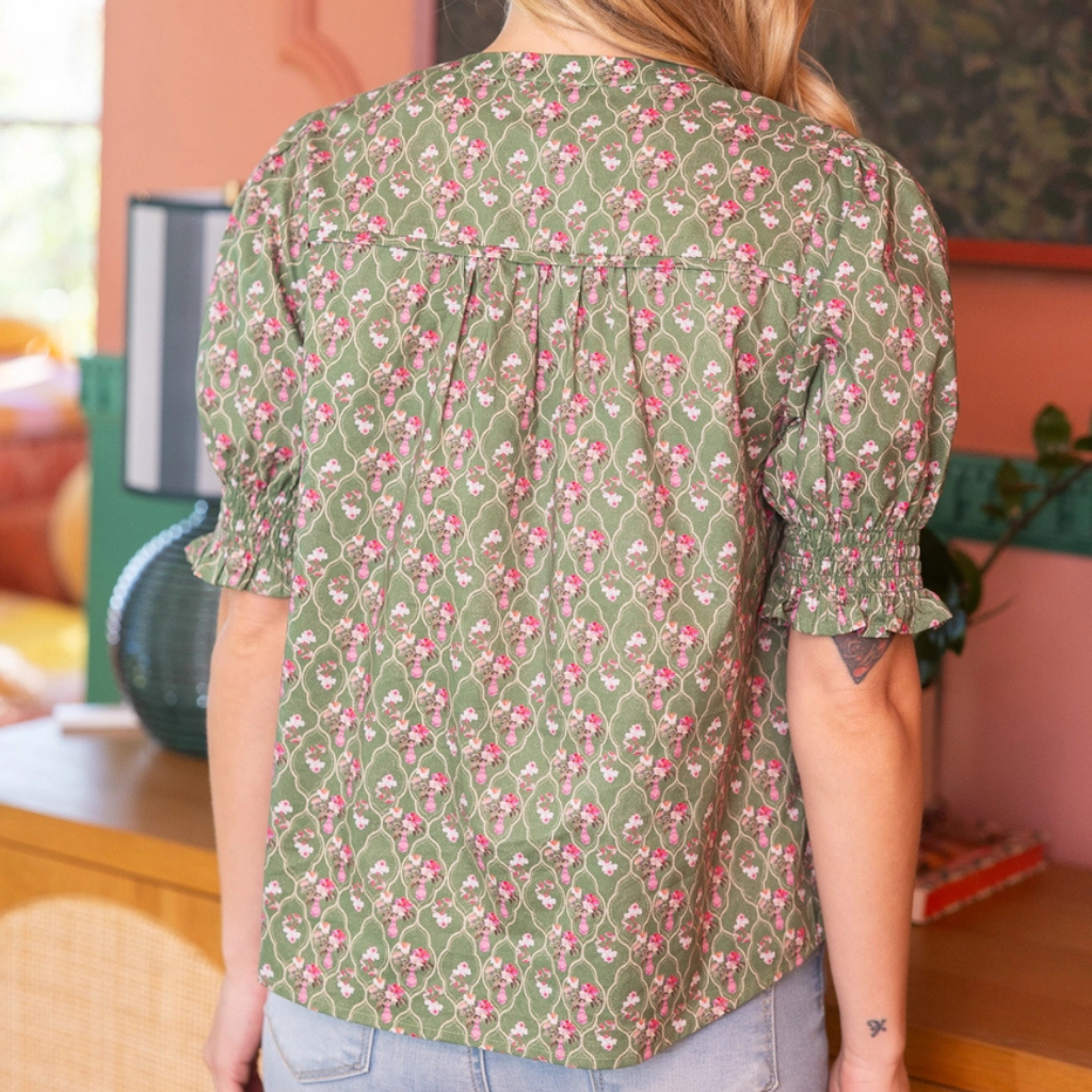 the caytlyn floral top