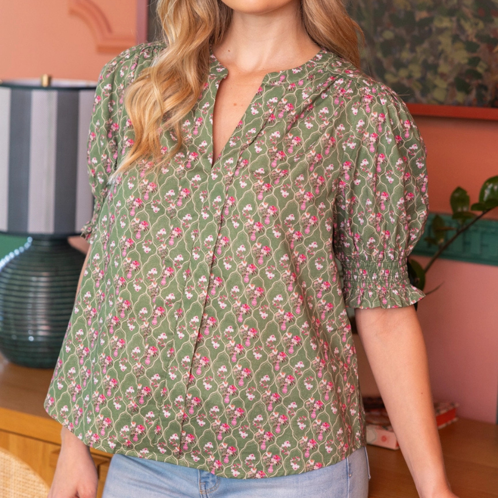 the caytlyn floral top