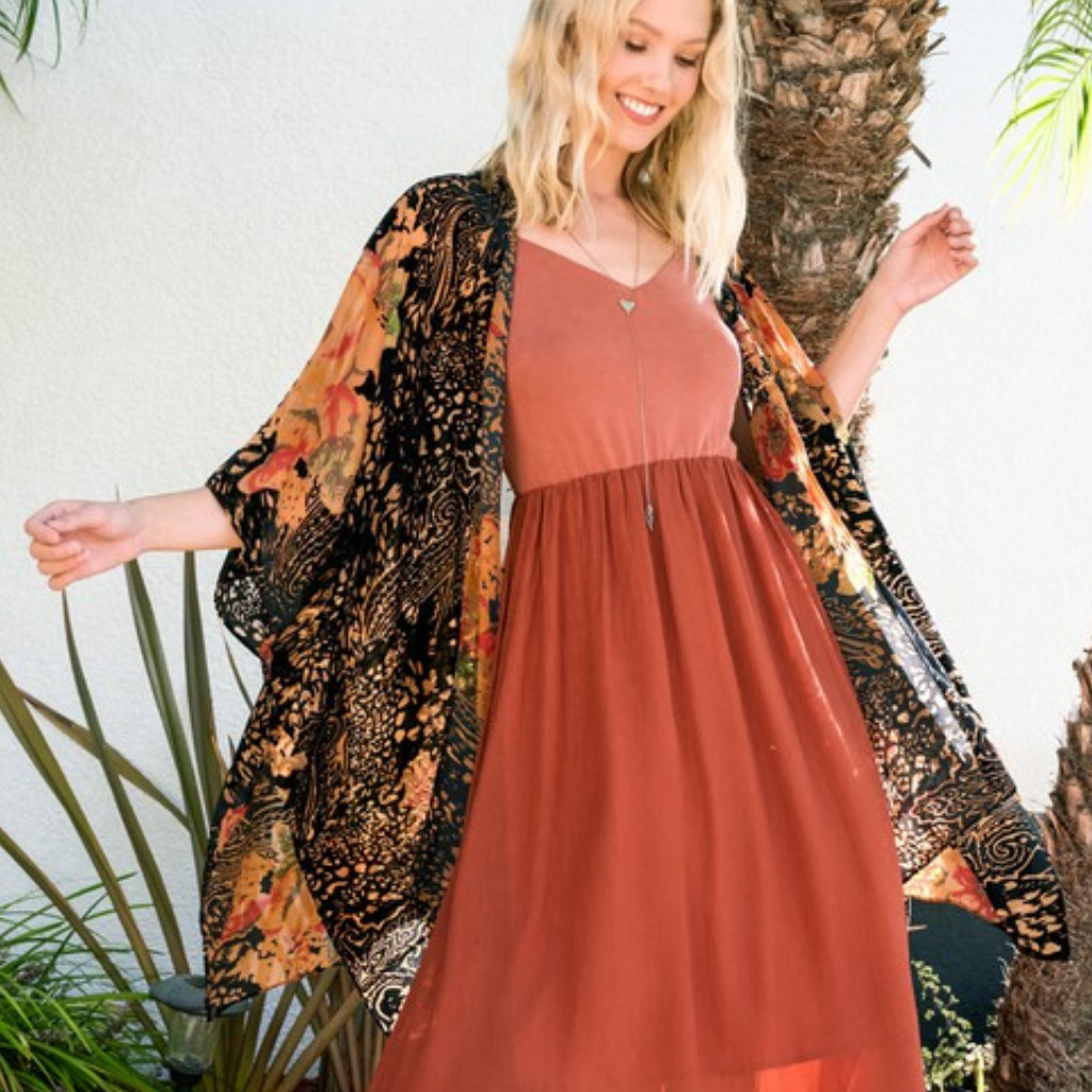 the flora velvet kimono