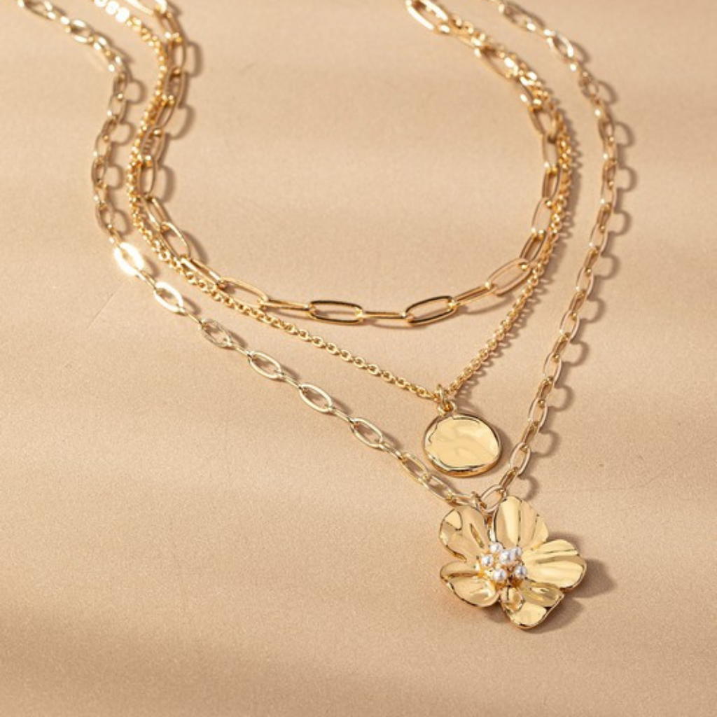 triple flower stone necklace