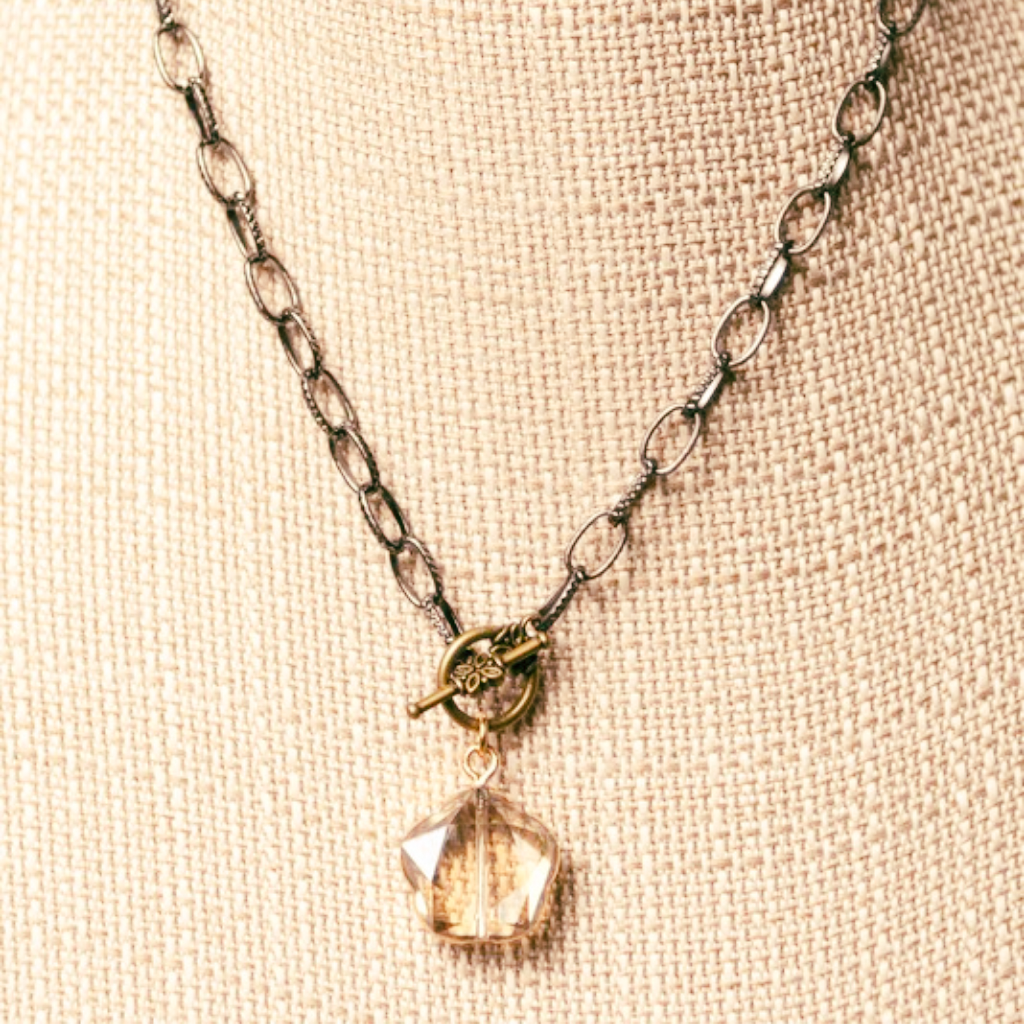 the eloise necklace